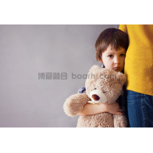 自闭症儿童会攻击人吗？